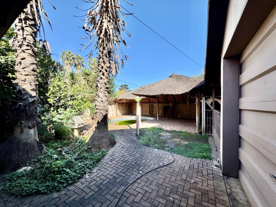 5 Bedroom Property for Sale in Potchefstroom North West